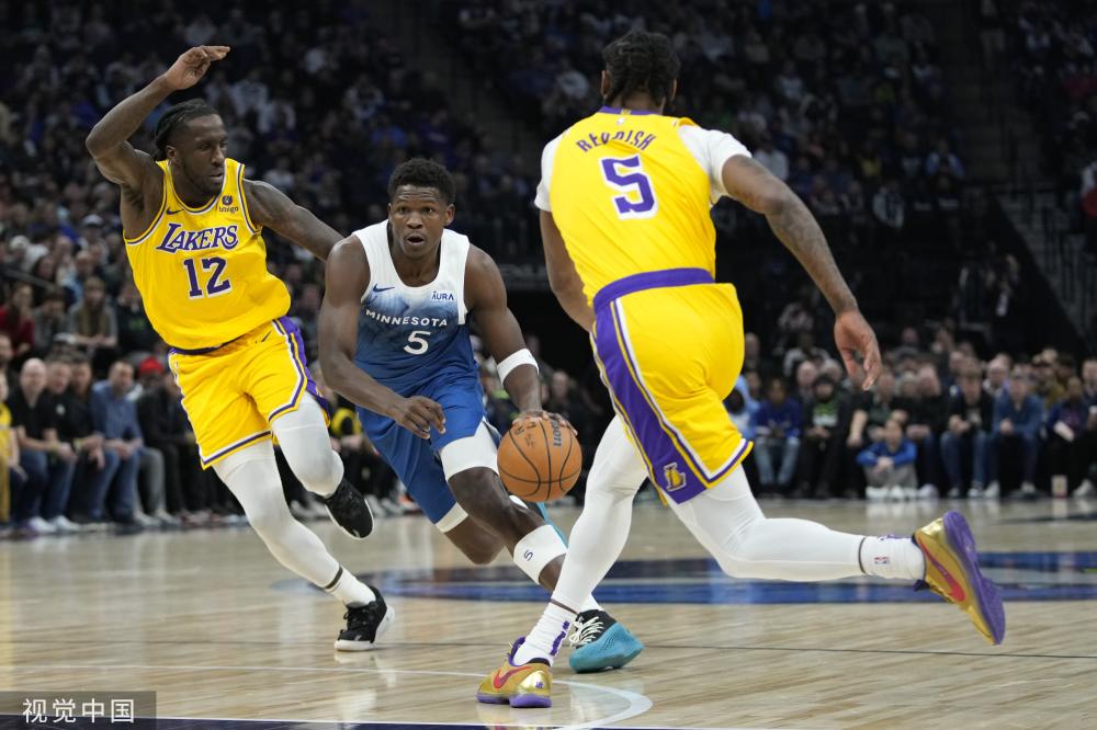 首球往往带 首球往往带